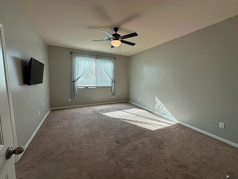 6569 E 34th Ln — Photo 19