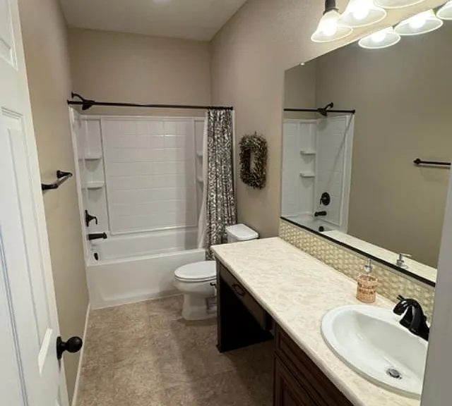 5652 Cornerstone Dr — Photo 16