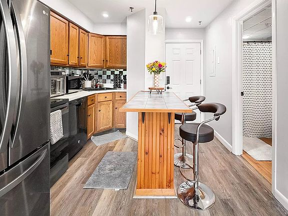 4th image of 133 E Mountain Rd #3E13