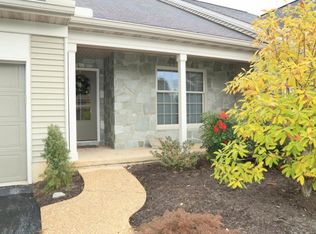96 Deer Ford Dr, Lancaster, PA 17601