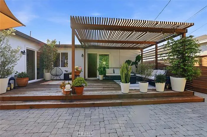 14924 Purche Ave — Photo 3