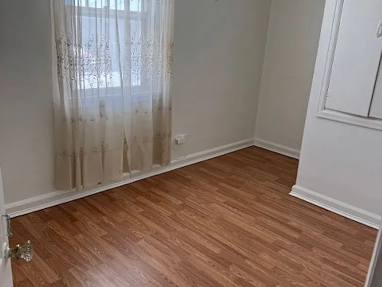 814 E Mesa Ave — Photo 3