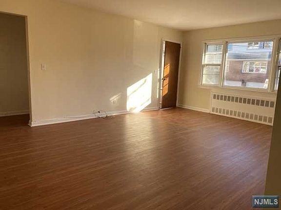 2nd image of 5 Luxoro Pl Floor 1