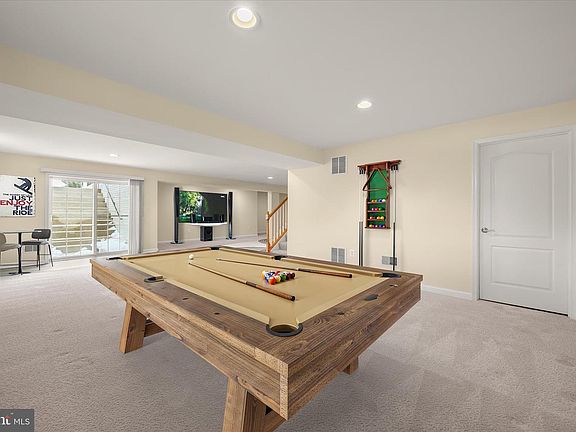 5th image of 8433 Roberts Rd