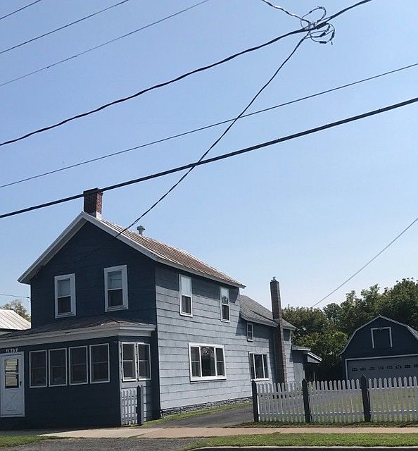 1st image of 1613 Ford St