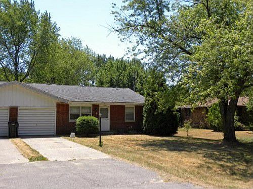 1st image of 1732 Clearwood Dr