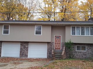 3919 E Sternberg Rd, Fruitport, MI 49415