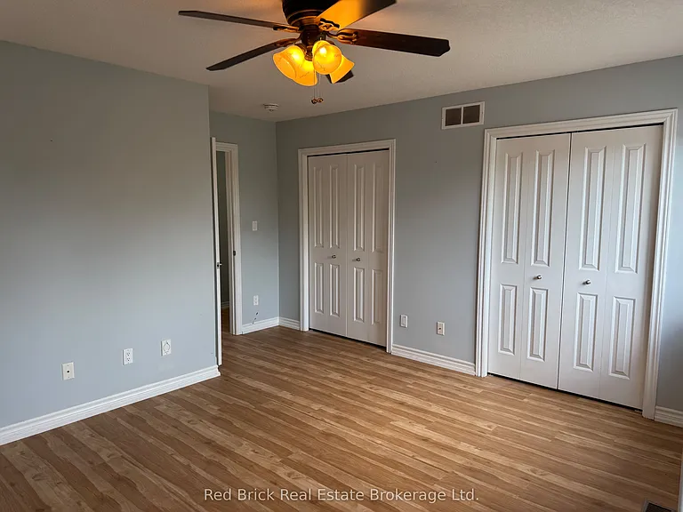 77 Summit Ridge Dr #UPPER — Photo 11