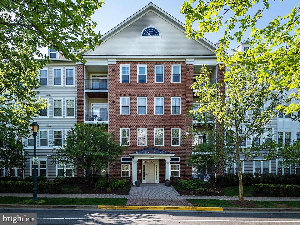 1st image of 502 King Farm Blvd APT 101