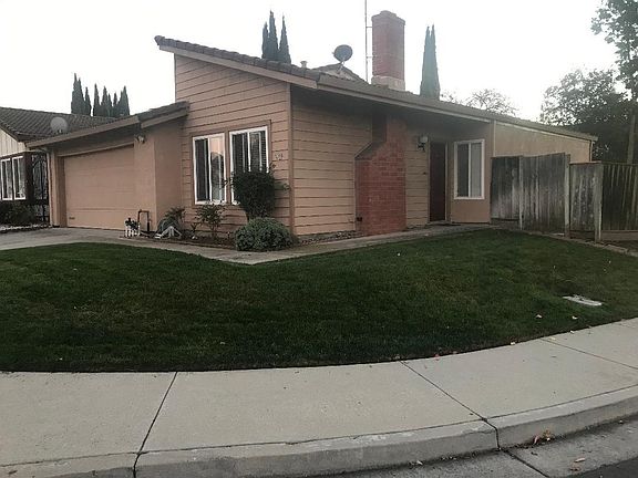 2nd image of 1469 Sierraville Ave