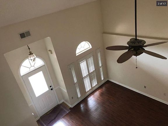 2nd image of 9767 Dogwood Ct E
