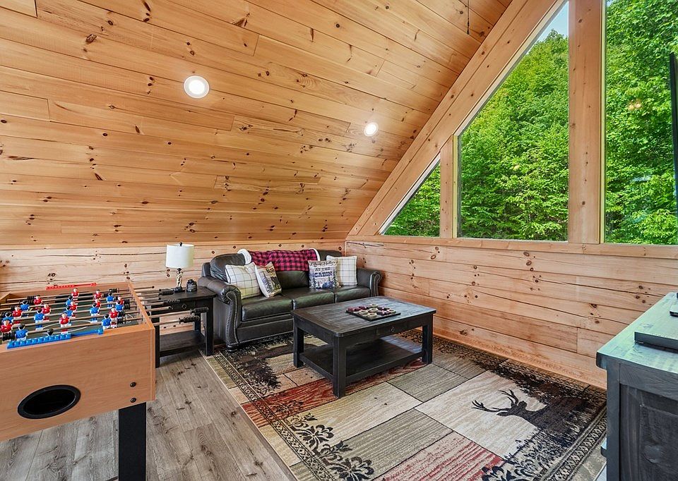 34th image of 91 Lady Slipper Ln