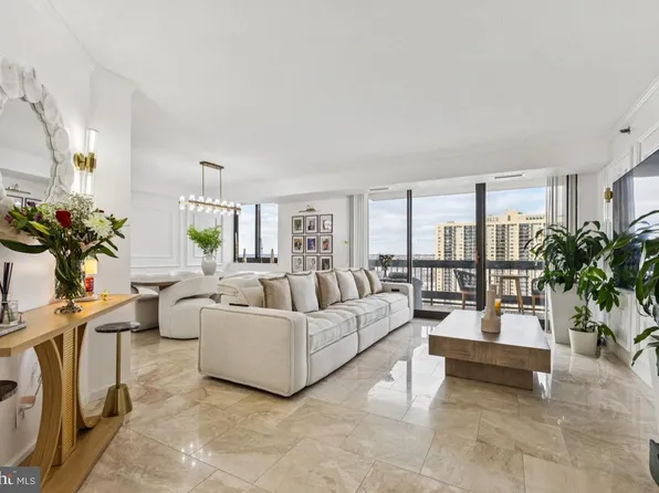 5505 Seminary Rd APT 1810N, Falls Church, VA 22041