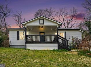 1117 Burbank Cir, Marietta, GA 30062