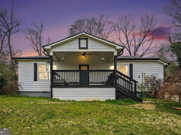 1117 Burbank Cir, Marietta, GA 30062