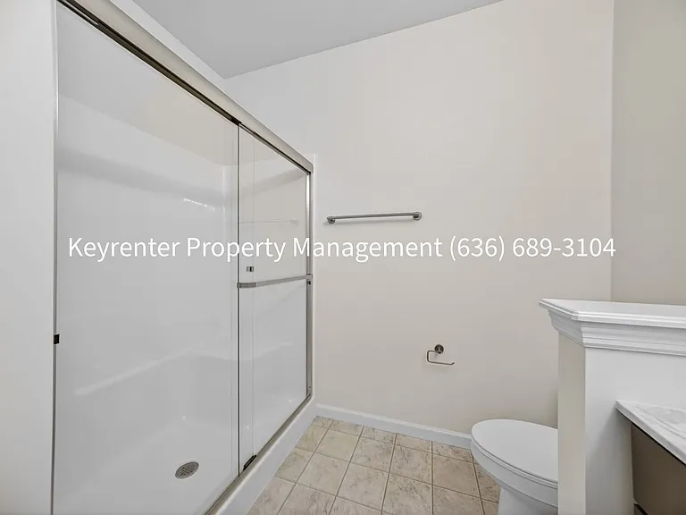 825 Cedarwood Dr — Photo 13