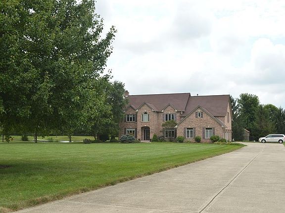 3rd image of 1411 Heather Brooke Ln