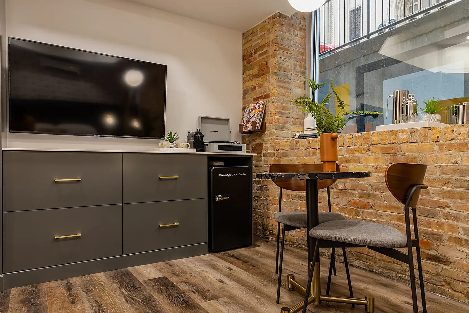 Studio, 1.0 bath, 344 sqft, $2,351 — Photo 3