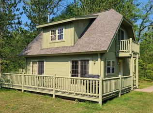862 Golf Cottage Dr, Lewiston, MI 49756