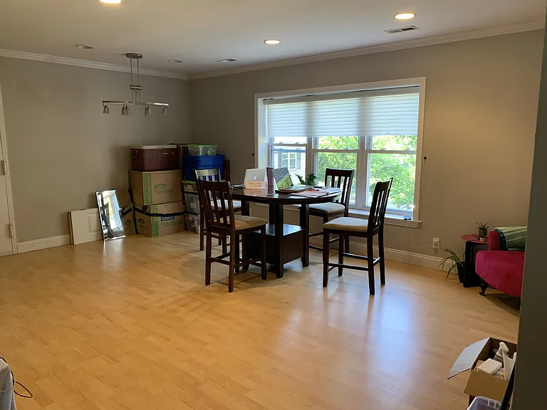 180 Newton St #3 — Photo 10