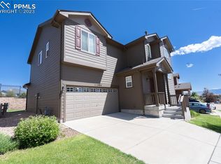 11504 Wildwood Ridge Dr, Colorado Springs, CO 80921