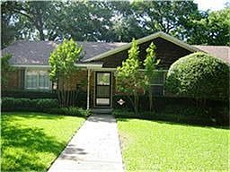 1st image of 8839 Sweetwater Dr