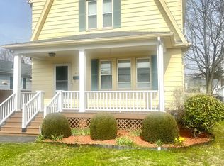 425 Circular Ave, Hamden, CT 06514