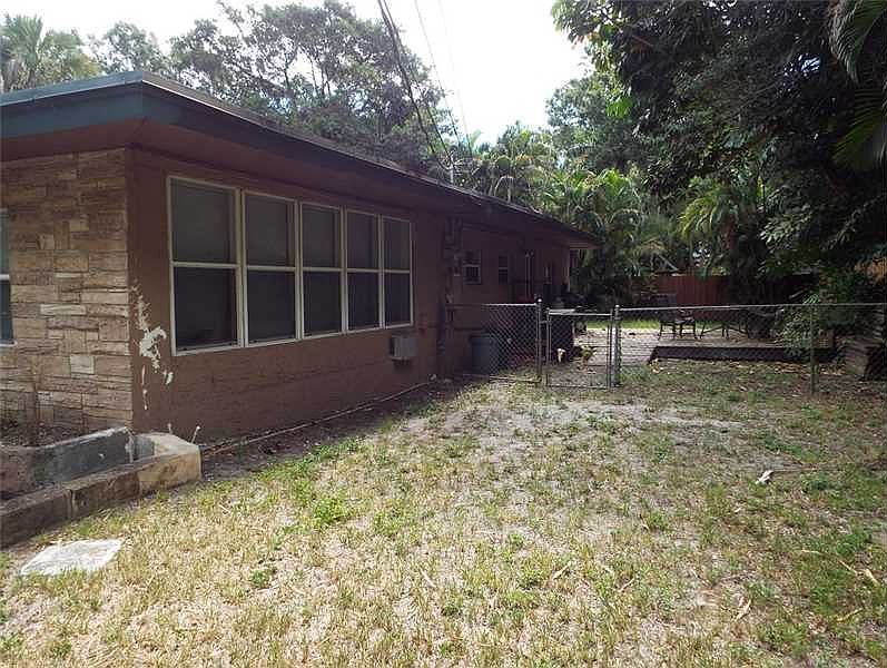 1st image of 2436 SW 30th Ave