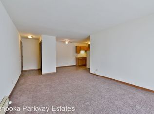 1212 Fleetfoot Dr #11455117, Waukesha, WI 53186