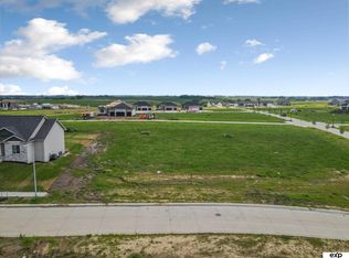 5807 N 198th Ave, Elkhorn, NE 68022