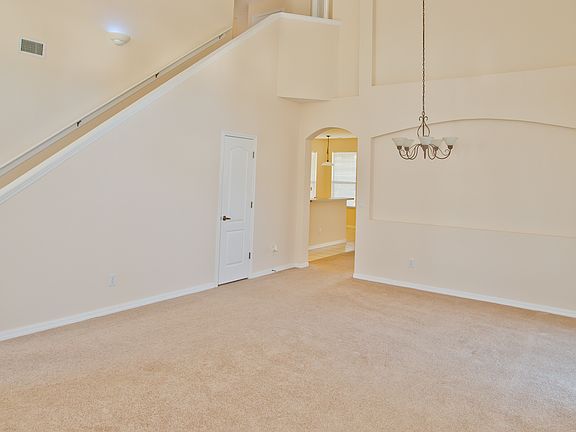 3rd image of 3054 Scallop Ln