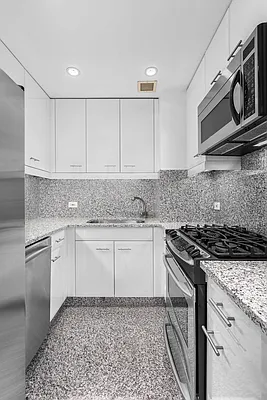 Rented by Douglas Elliman | media 13