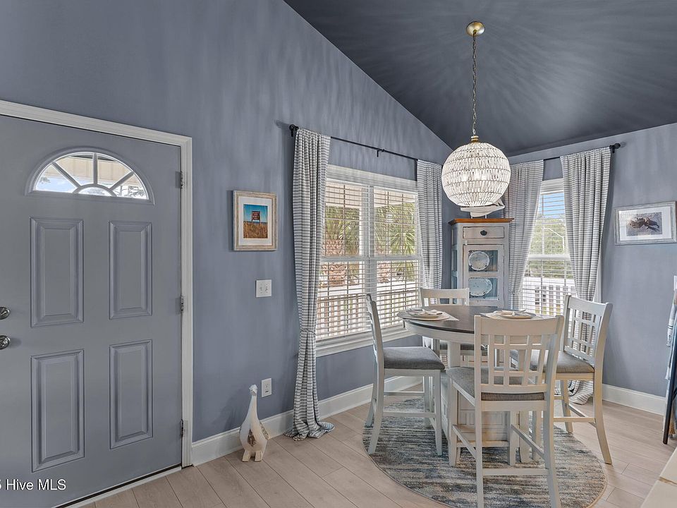 725 Ocracoke Drive, Wilmington, NC 28412 | Zillow