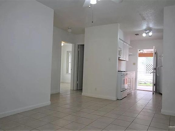 4th image of 712 W Cano St
