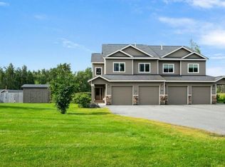 2890 E Odsather Cir, Wasilla, AK 99654