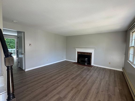 5th image of 86 Brandywine Ln
