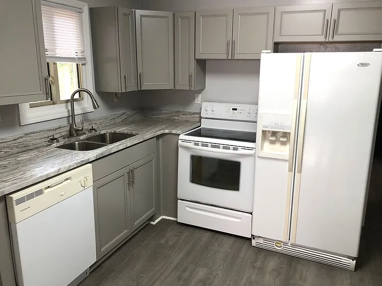 205 Miller Blvd — Photo 6