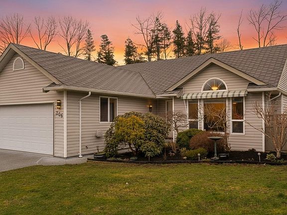 4th image of 306 Rheumer Cres