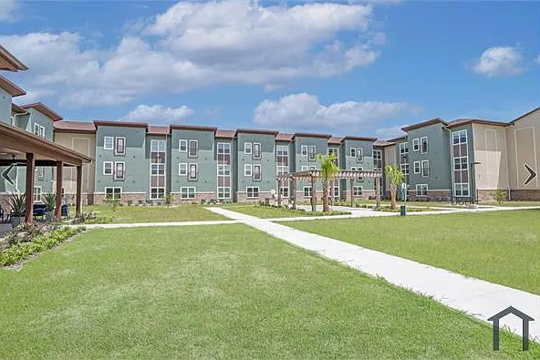 5301 Lipes Blvd #218 — Photo 4