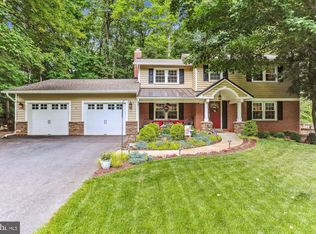 18052 Mill Creek Dr, Rockville, MD 20855