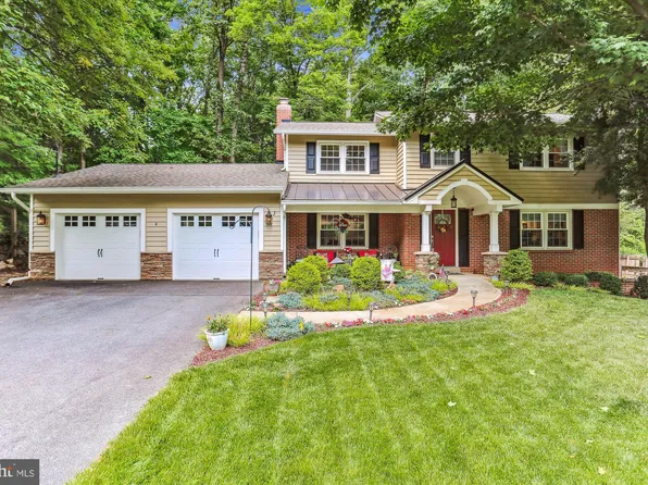 18052 Mill Creek Dr, Rockville, MD 20855