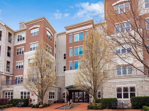 3175 Tremont Rd #310, Columbus, OH 43221