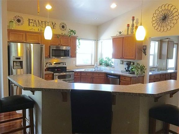 3rd image of 14836 Rainier View Dr SE