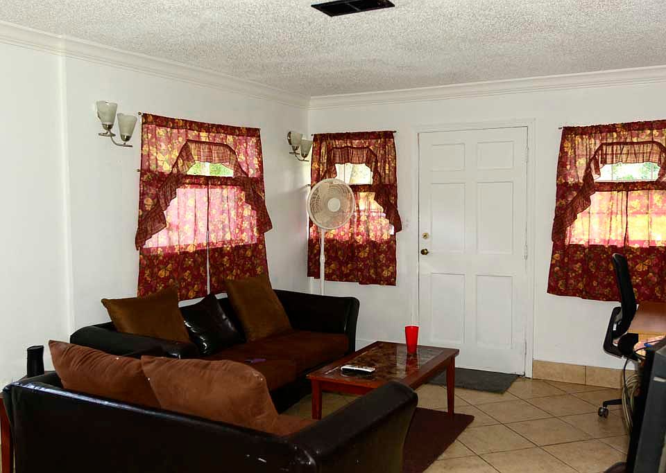 1st image of 2540 Mayer St