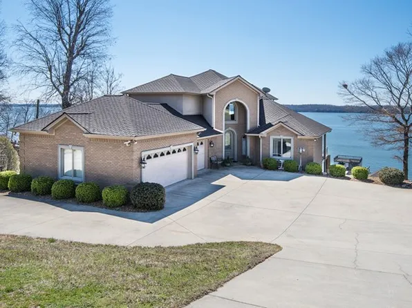 186 County Road 412, Rogersville, AL 35645