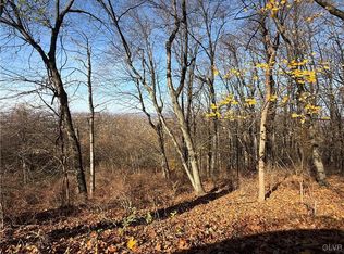 Valley View Rd, Easton, PA 18042