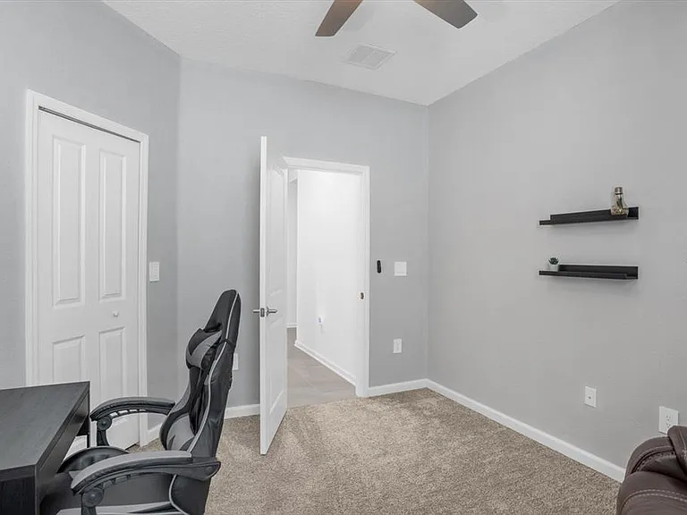 1820 Church Lake St — Photo 20