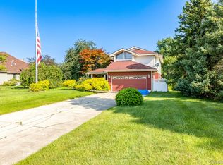 3980 Hitchings St, Fort Gratiot, MI 48059