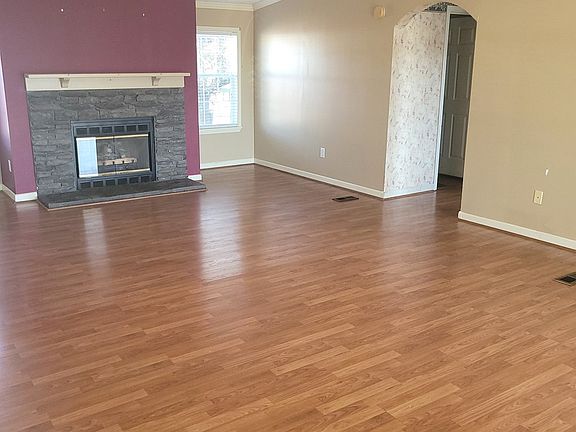 2nd image of 113 Western Dr