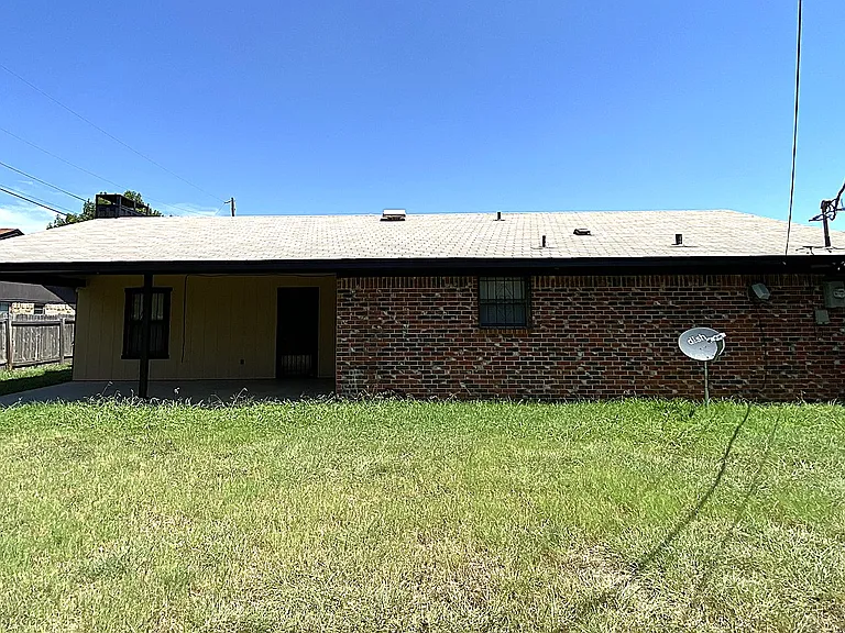 1508 Edgefield St — Photo 14